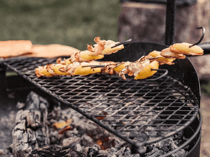 Barebones Cowboy grillrooster 23" met spiesen
