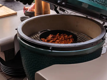 Big Green Egg kamado barbecue large