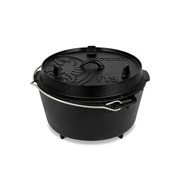 Petromax Dutch Oven with Legs 