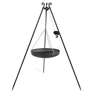 Tripod with pulley and wok