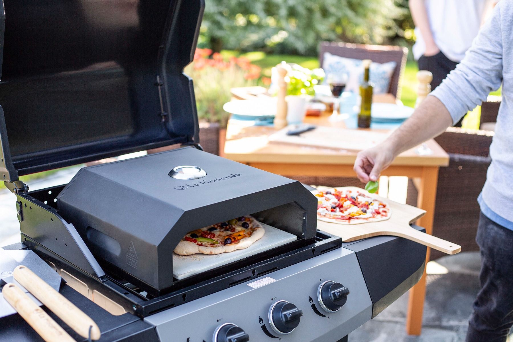 La Hacienda Firebox BBQ Pizza Oven (Black)