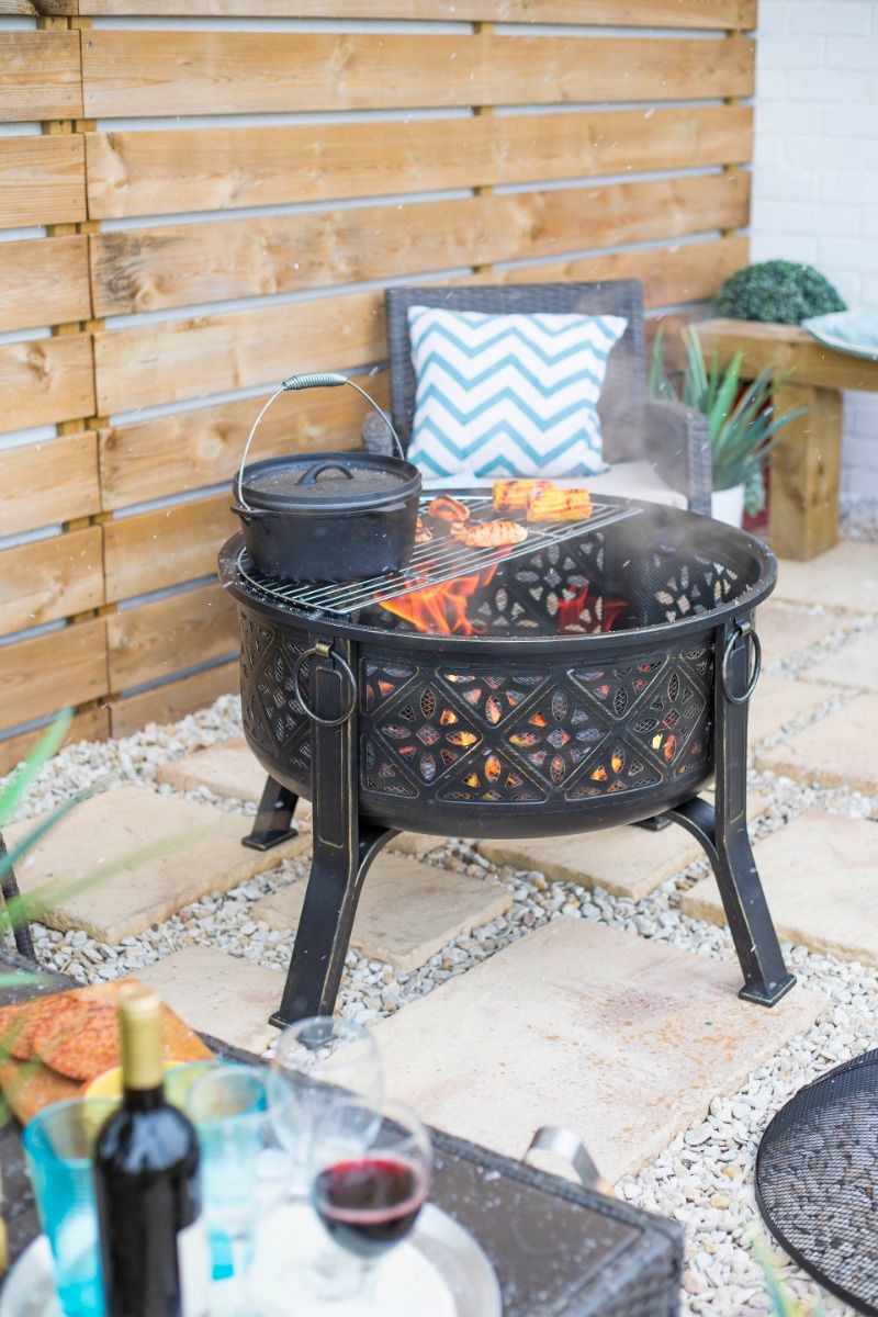 La Hacienda Moresque Firepit