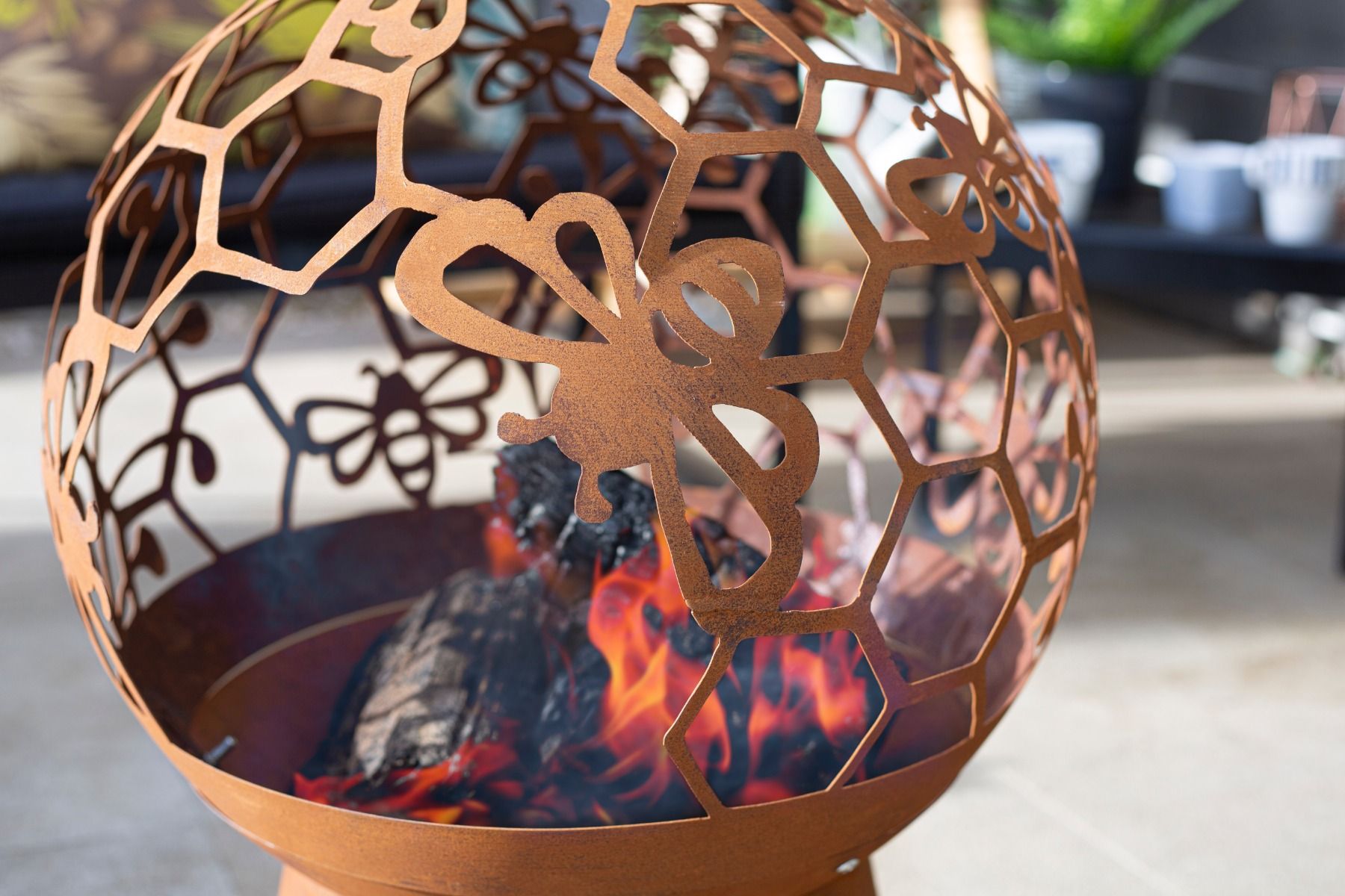 La Hacienda Honey Bee Rust FirePit