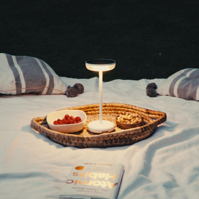 ZOLUNA Solar Table Lamp Bobbie White