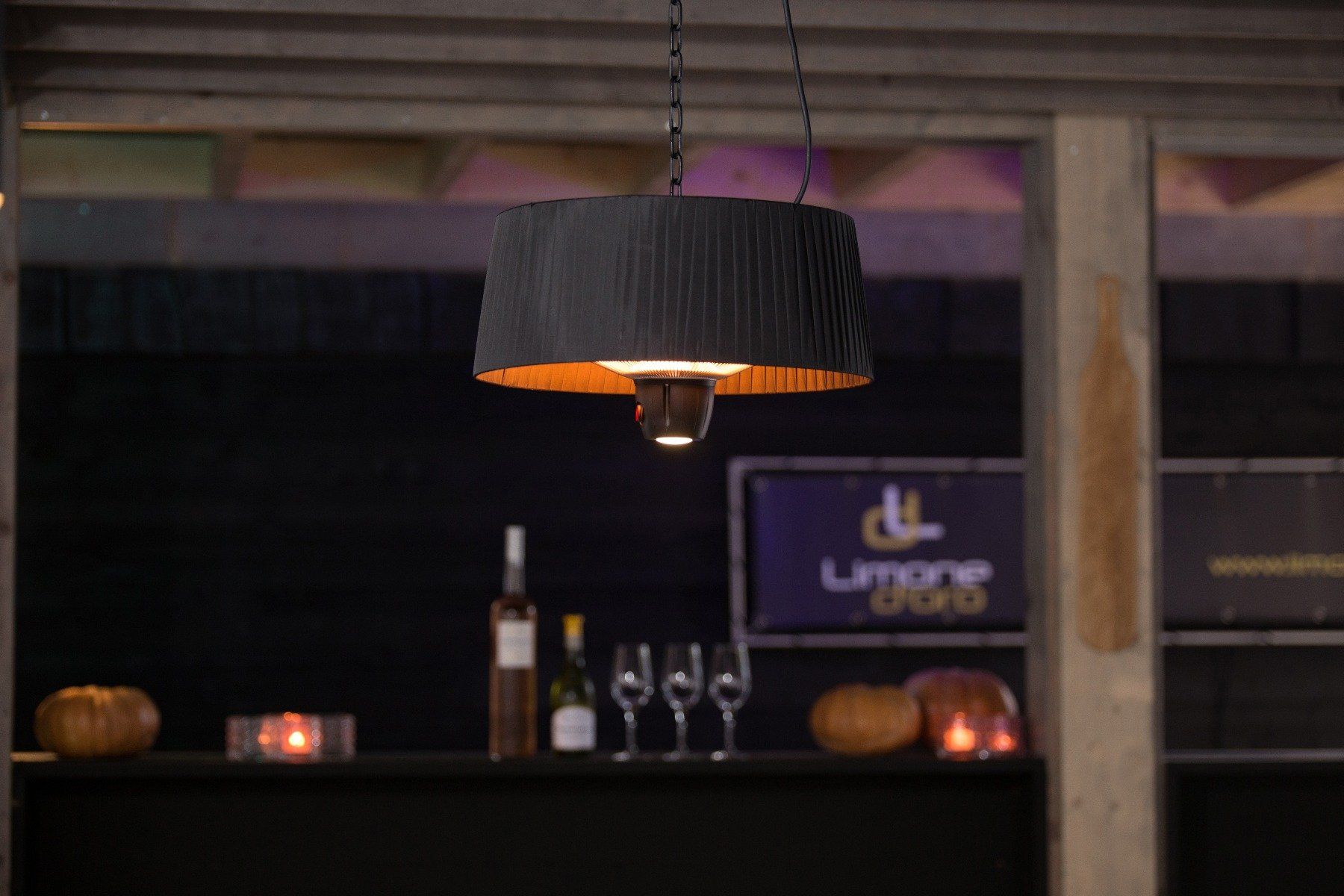 Sunred Heater Artix Compact Hanging 1500 Black | Firepit-online.com