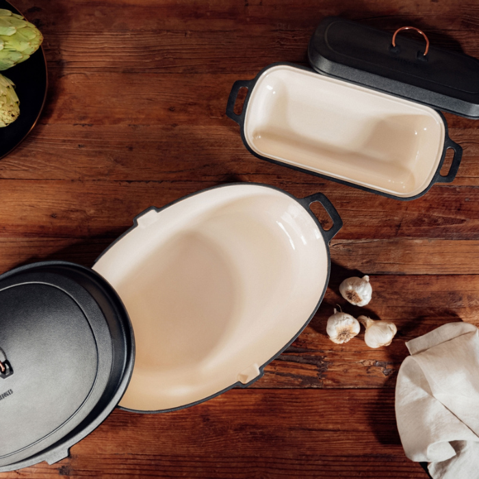 Barebones Cast Iron Baking Pan
