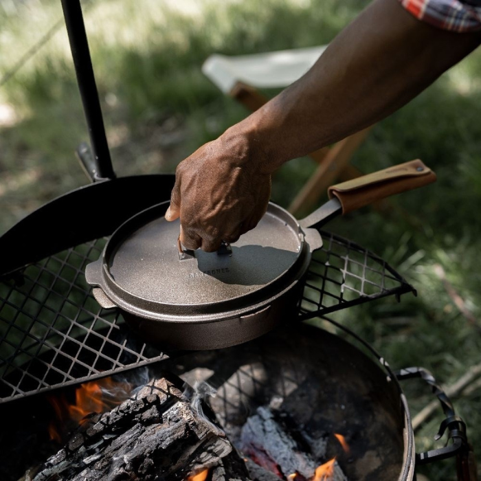 Barebones Cast Iron Skillet 10’