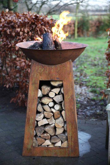 Esschert Fire Bowl with wood storage (H 112 cm)