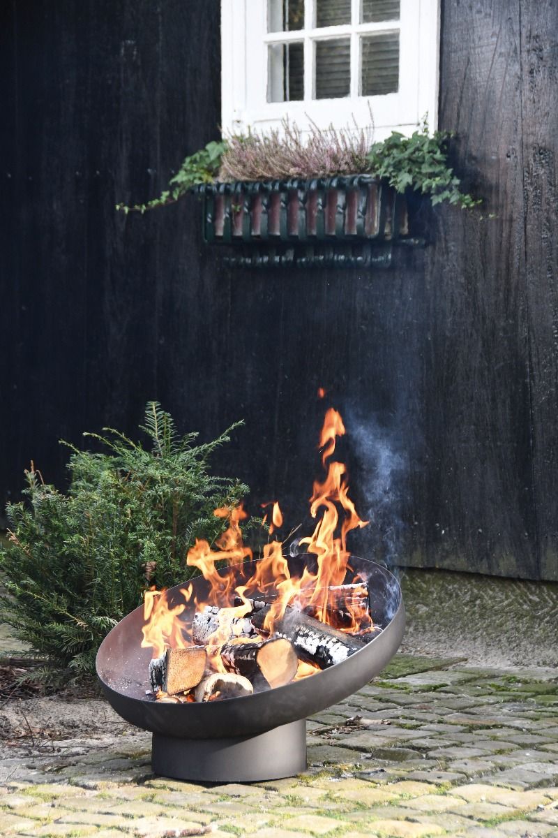 Esschert Sloping Fire Bowl Steel