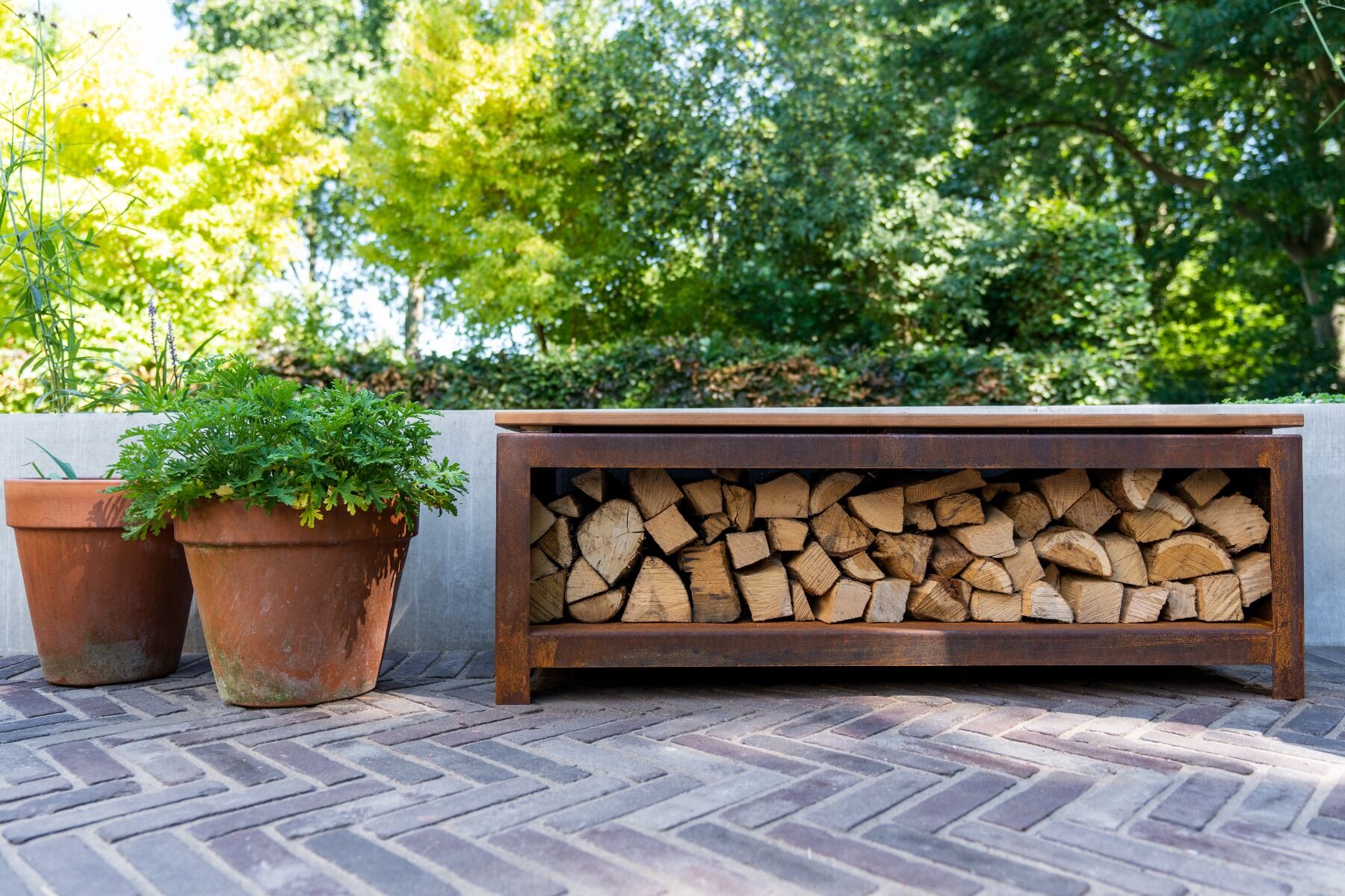 Metal and outlet wood storage bench