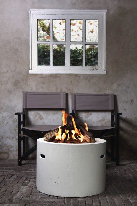 Happy Cocooning Firetable Round White