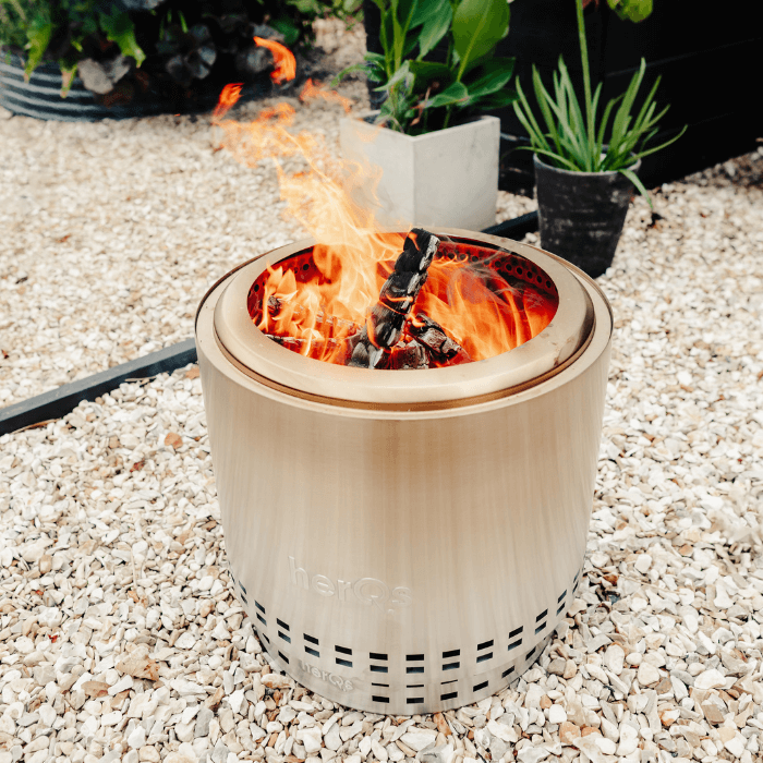 HerQs Smokeless Fire Pit Blaze