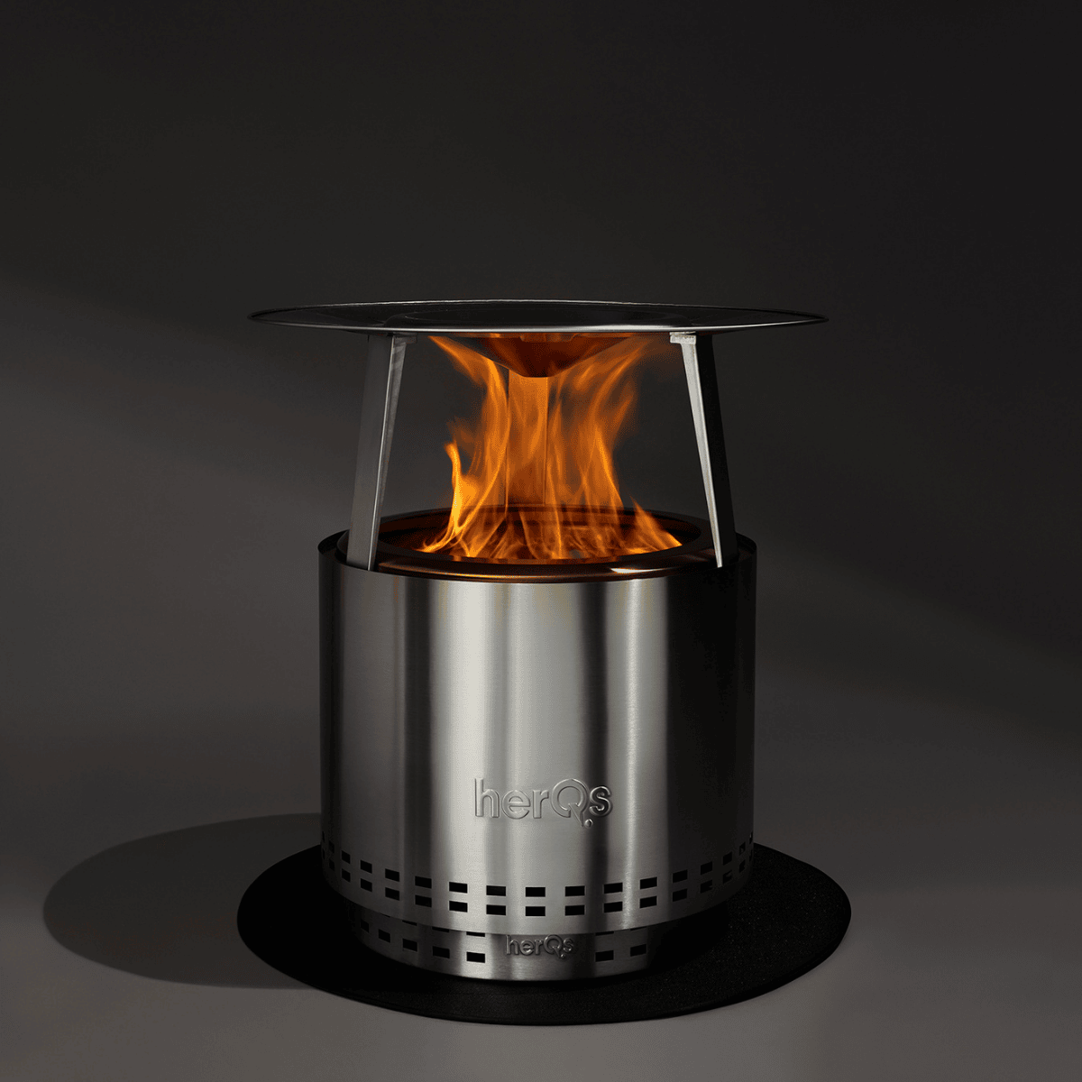 HerQs heat deflector for fire pit Cozy