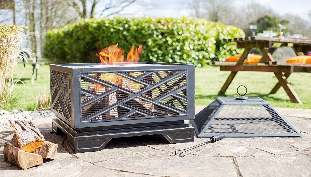 La Hacienda Brooklyn Firepit