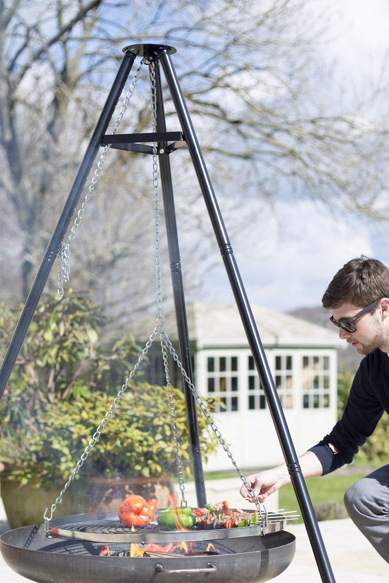 La Hacienda Tripod with Grill (172 cm) La Hacienda Tripod with Grill (172 cm)
