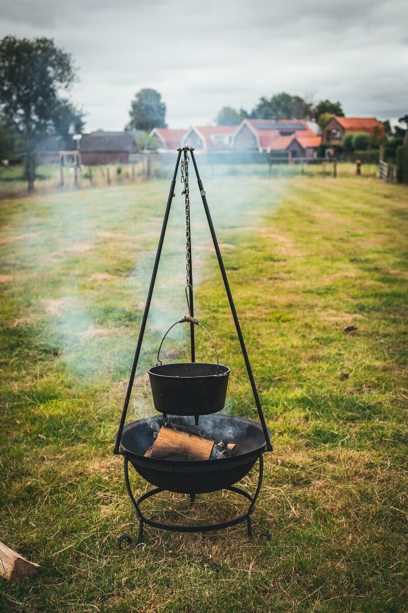 The Windmill Dutch Oven 6 Qt - The Smoke Pit