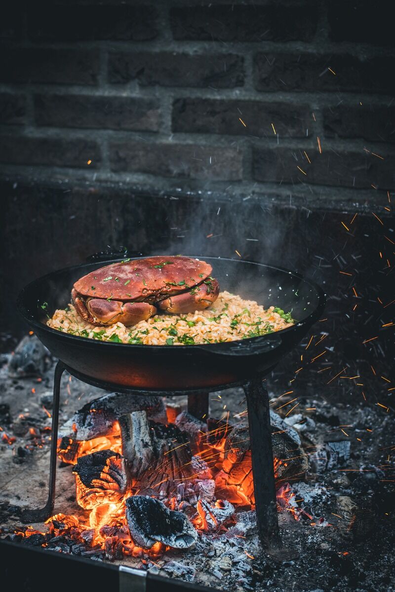 The Windmill Paella pan