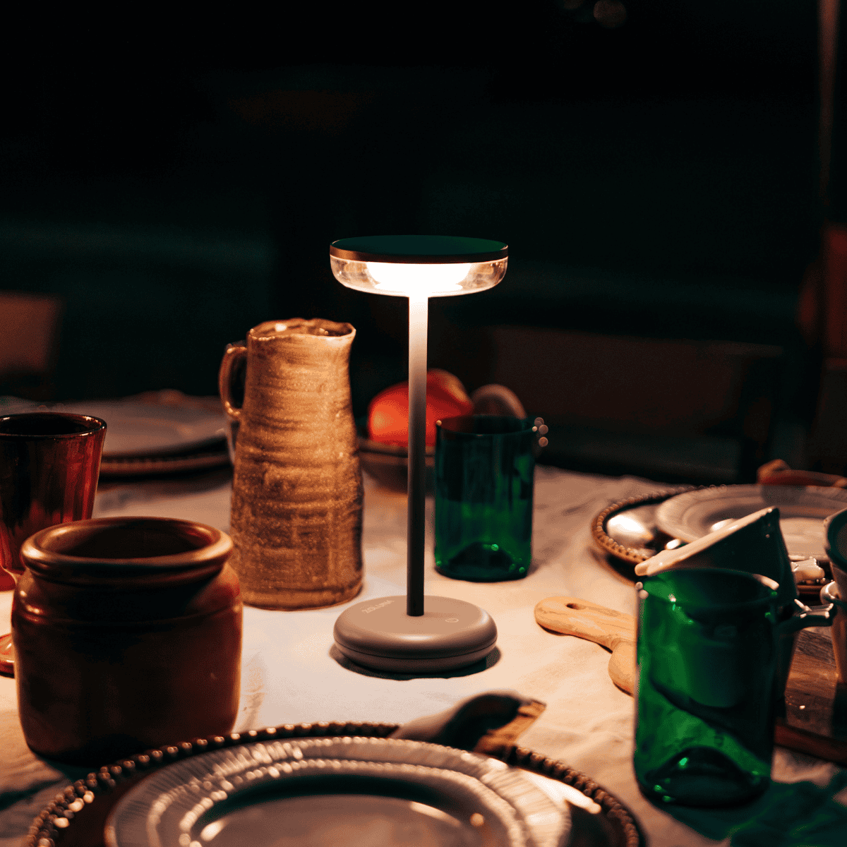 ZOLUNA solar table lamp Bobbie cappuccino