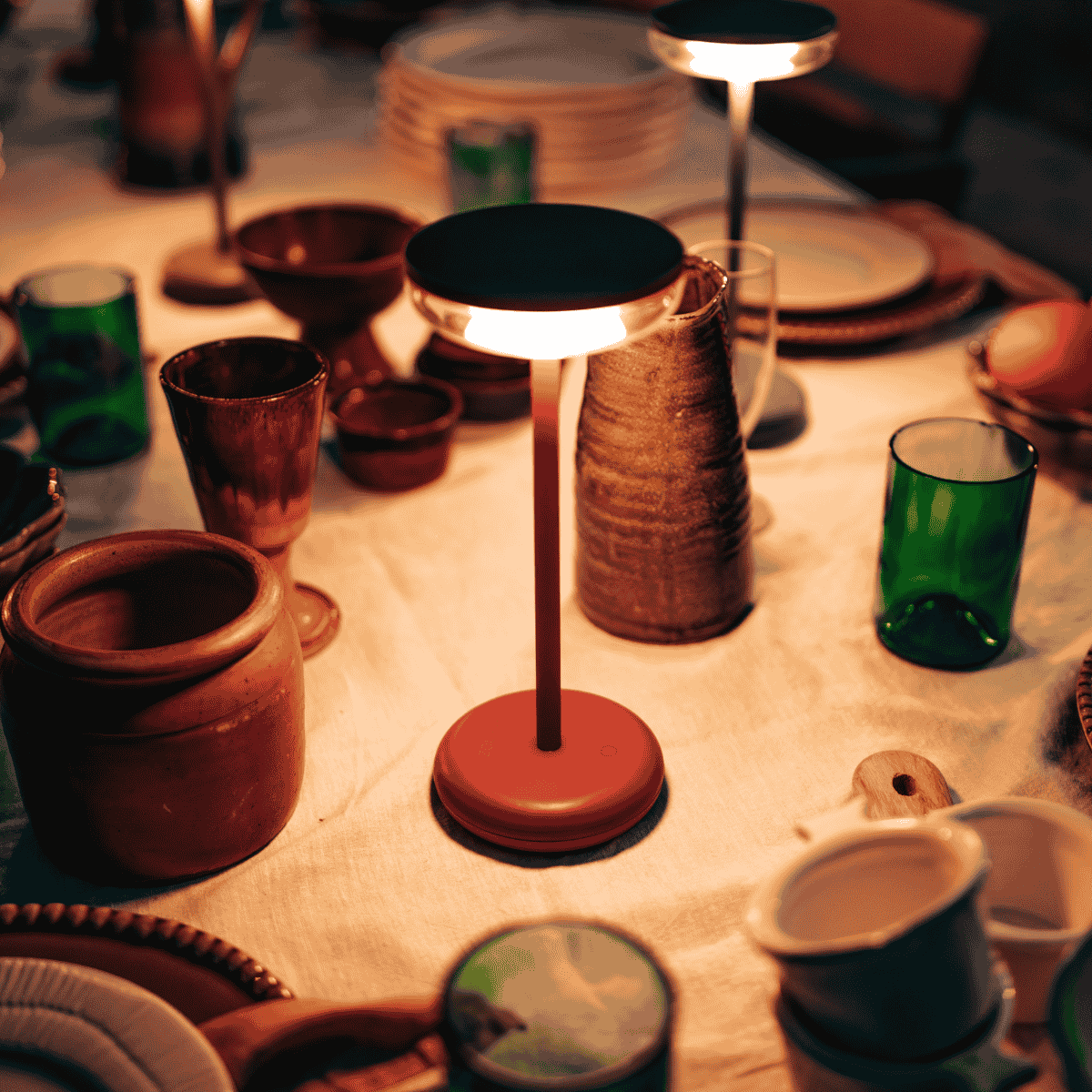 ZOLUNA solar table lamp Bobbie evening red